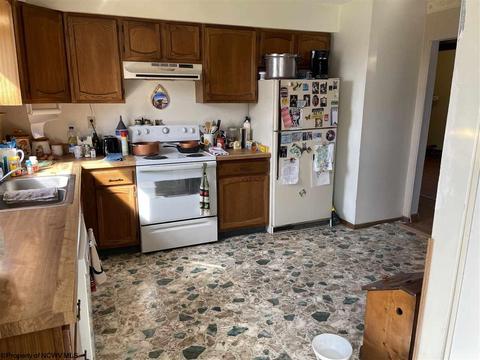 159 Main St, Bretz, WV 26524 photo 10