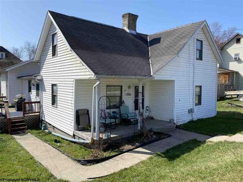 27 Main St, Enterprise, WV 26568 photo 2