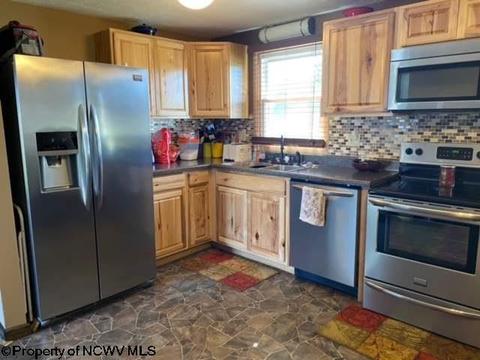 131 Vector Ave, Elkins, WV 26241 photo 9