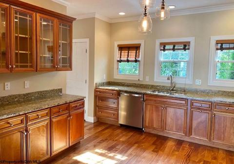 26 Waterside Dr, Morgantown, WV 26508 photo 3