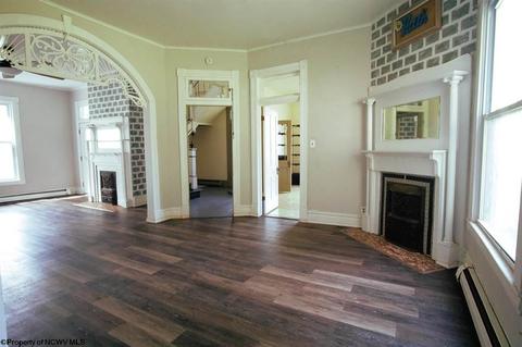 16 Morris St, Salem, WV 26426 photo 8