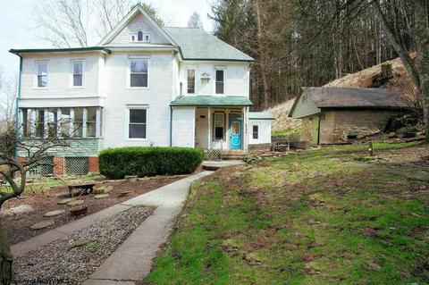 16 Morris St, Salem, WV 26426 photo 4