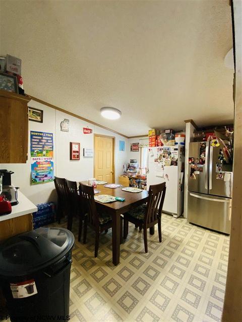 101 Randolph St, Salem, WV 26426 photo 4