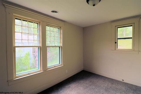 110 Valley St, Salem, WV 26426 photo 18