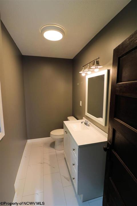 110 Valley St, Salem, WV 26426 photo 8