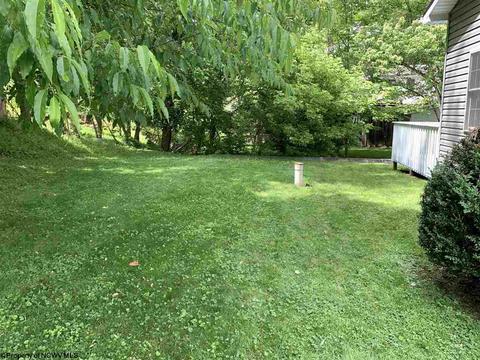 132 Valley St, Salem, WV 26426 photo 6