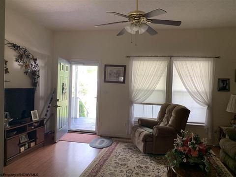 132 Valley St, Salem, WV 26426 photo 9