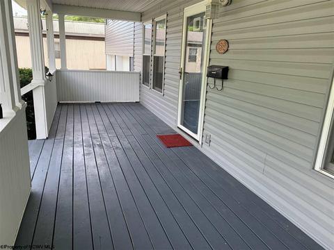 132 Valley St, Salem, WV 26426 photo 5