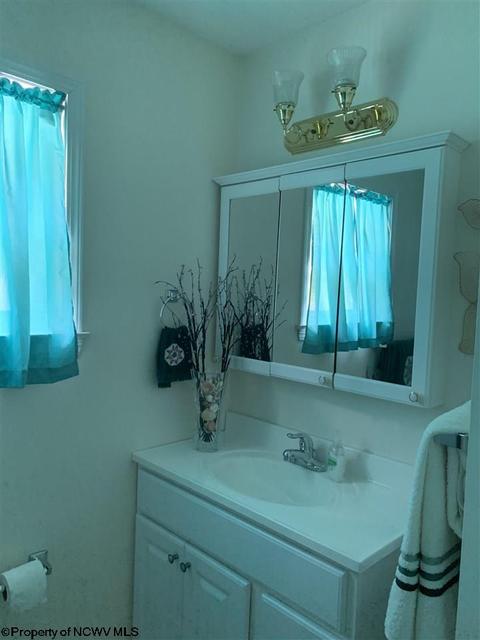 132 Valley St, Salem, WV 26426 photo 12