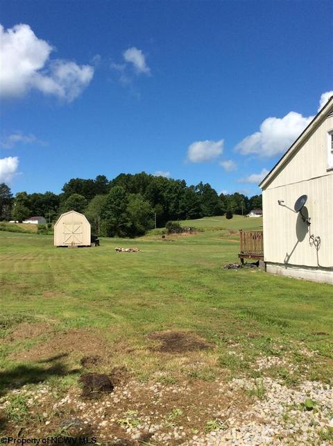 305 Centerville Rd, Rock Cave, WV 26234 photo 4