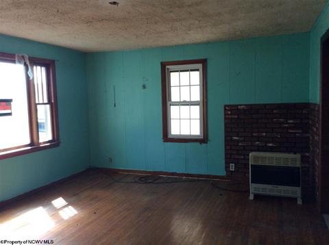 305 Centerville Rd, Rock Cave, WV 26234 photo 3