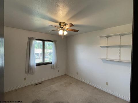 1203 Johnson Ave, Bridgeport, WV 26330 photo 8