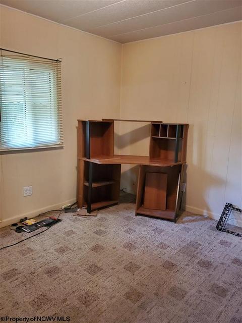 1004 Dickson St, Mannington, WV 26582 photo 11