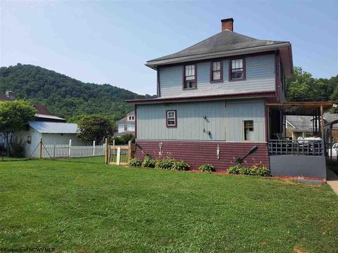 405 Meadow Ave, Mannington, WV 26582 photo 4