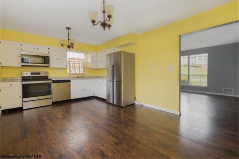 21 Millbrook Rd, Bridgeport, WV 26330 photo 4