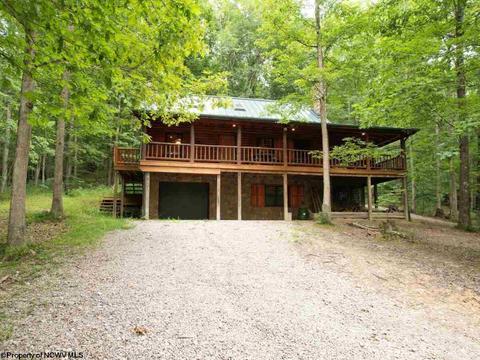 2012 Eaton Rd, Petroleum, WV 26161