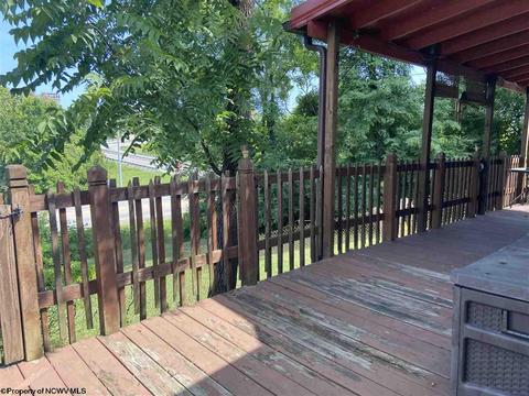 147 Plainfield Ave, Anmoore, WV 26323 photo 8