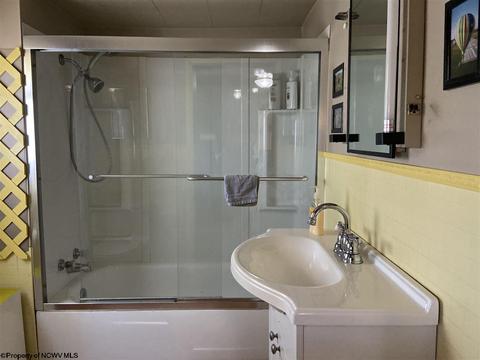 147 Plainfield Ave, Anmoore, WV 26323 photo 16