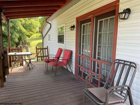 147 Plainfield Ave, Anmoore, WV 26323 photo 9