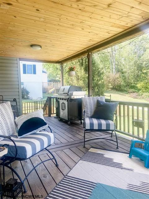126 E Smith St, Bridgeport, WV 26330 photo 22