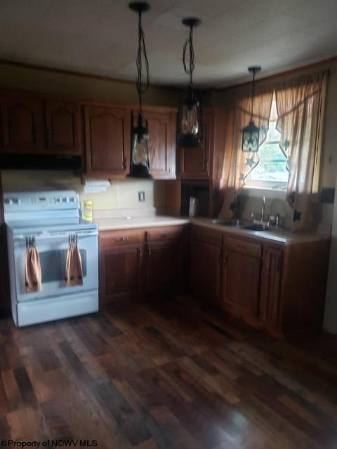 104 Curtin Ave, Sutton, WV 26601 photo 11