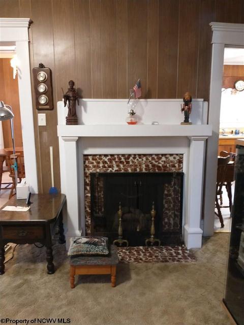 16 Prospect St, Salem, WV 26426 photo 9