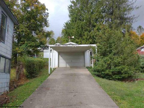 16 Prospect St, Salem, WV 26426 photo 3