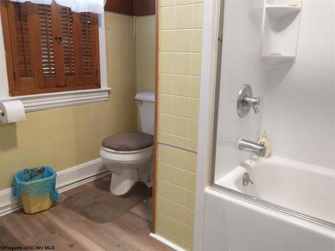 16 Prospect St, Salem, WV 26426 photo 19