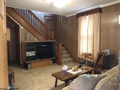 16 Prospect St, Salem, WV 26426 photo 7