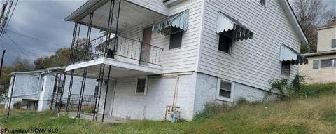 429 12 School St, Barrackville, WV 26559