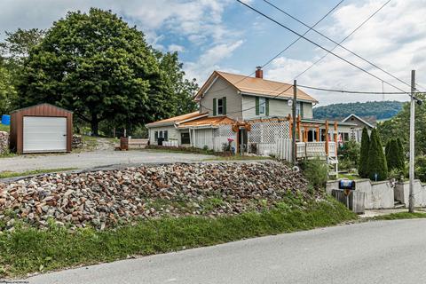 403 E High St, Terra Alta, WV 26764 photo 16