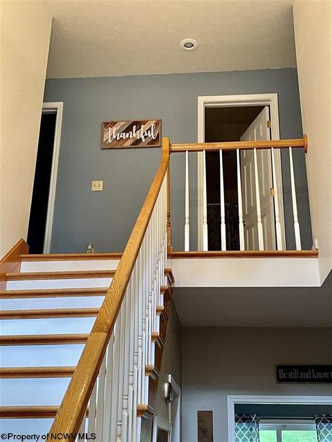 48 Skyview Dr, Mount Clare, WV 26408 photo 6