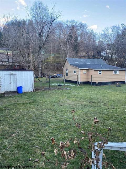 107 Valley St, Salem, WV 26426 photo 8