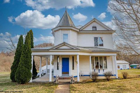 958 Simpson Rd, Flemington, WV 26347