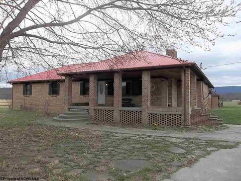 86 Benjamin Dr, Beverly, WV 26253 photo 1