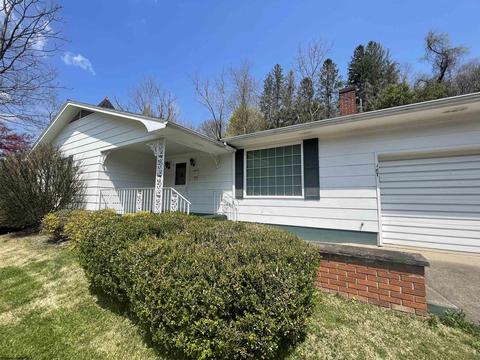 187 W Main St, Salem, WV 26426 photo 2