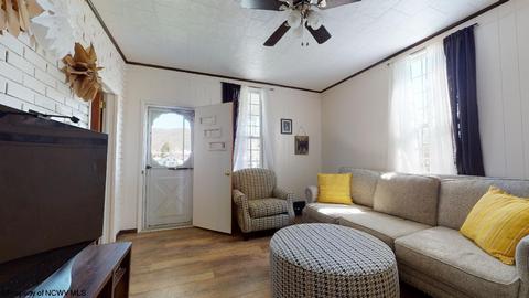 900 Sunset Dr, Mannington, WV 26582 photo 9