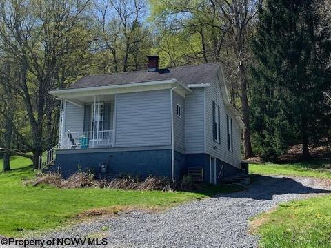 900 Sunset Dr, Mannington, WV 26582 photo 5