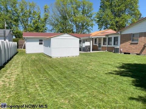 105 Ferndale Dr, Elkins, WV 26241 photo 6