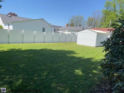 105 Ferndale Dr, Elkins, WV 26241 photo 7