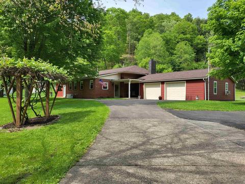 744 Flat Run Rd, Mannington, WV 26582 photo 2