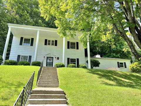 121 Bush Ave, Philippi, WV 26416