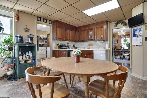 348 Brown St, Thomas, WV 26292 photo 5