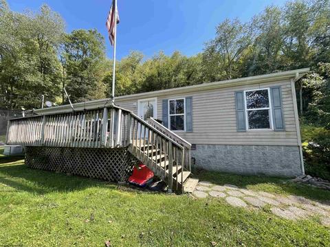 77 Fawn Ln, Lost Creek, WV 26385