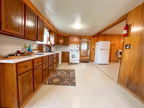 249 Seventh St, Davis, WV 26260 photo 5