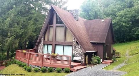 93 Dayton Park Rd, Philippi, WV 26416
