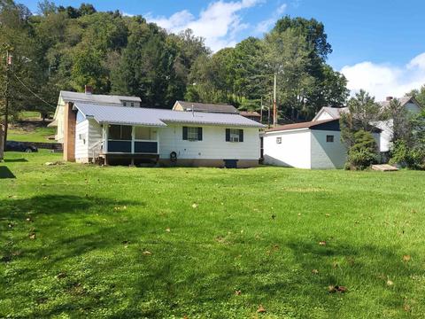 406 James St, Mannington, WV 26582 photo 5