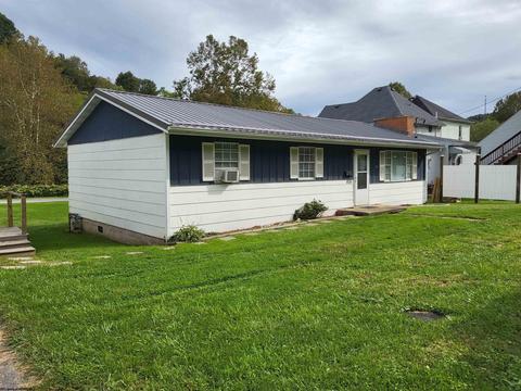 406 James St, Mannington, WV 26582 photo 2
