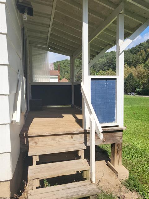 406 James St, Mannington, WV 26582 photo 22
