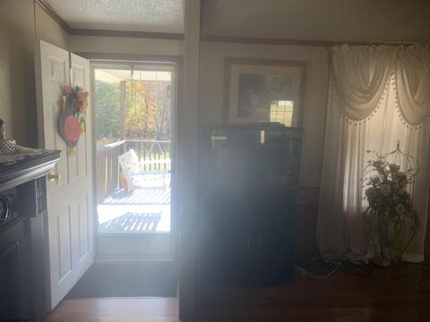 1362 River Rd, Walton, WV 25286 photo 11
